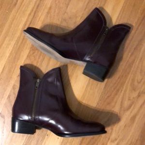 Seychelles leather bootie New Condition 9.5